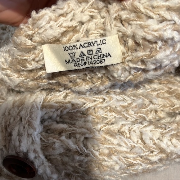 Chunk Knit Infinity Scarf - Picture 4 of 4